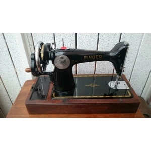 Singer 201k Hand crank sewing machine