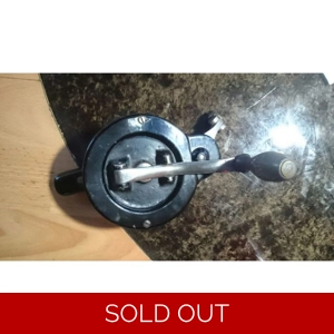 Singer Handcranck  99k