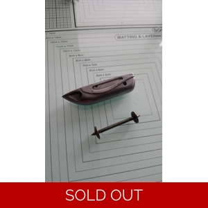 Eclipes boat shuttle and bobbin