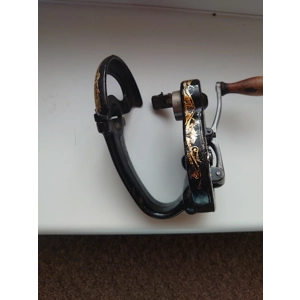 Wrap around hand crank 27k etc (b)