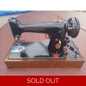 Singer 201k sewing machine + crock case