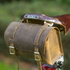 Saddle Leather Bag Waxed Vintage Brown