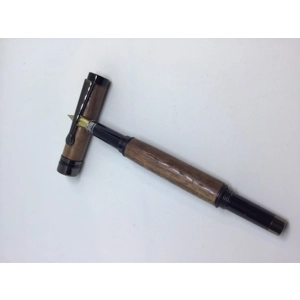 Walnut Fountain pen with Gun..