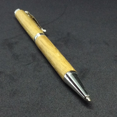 English Oak ballpoint pen with silver English Oak ballpoint pen with silver