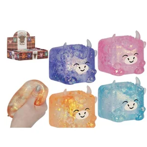 12 x Hamish Highland Cow Squishy Cubes 5cm