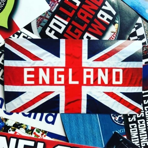 100 England Stickers: 9x5cm ..