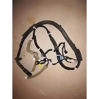 Priekinių durelių laidai, KAIRĖ