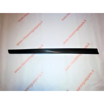 Priekinių durų, durelių apatinė apdaila, su defektais, KAIRĖ, NISSAN ROGUE X-TRAIL 2014 - 2019