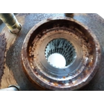 Priekinės pakabos stebulė su laikikliu, " stupica ", " ragas ", laikiklis, guolis, DEŠINĖ, Knuckle Hub, MITSUBISHI OUTLANDER 2007 - 2020