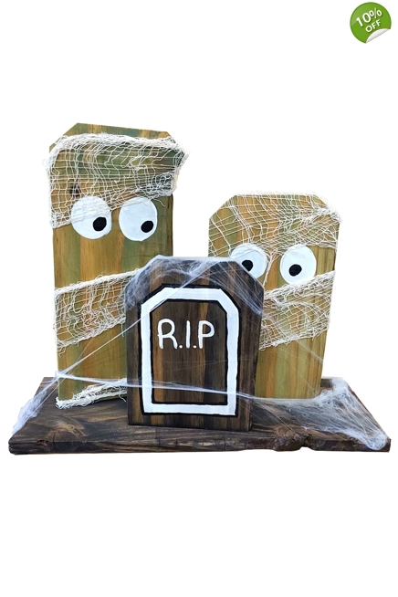 Graveyard Ghouls Tabletop Décor