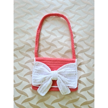 Handbag with a bow