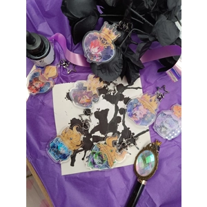 Charms- TWISTED WONDERLAND  OVERBLOT CHIBIS