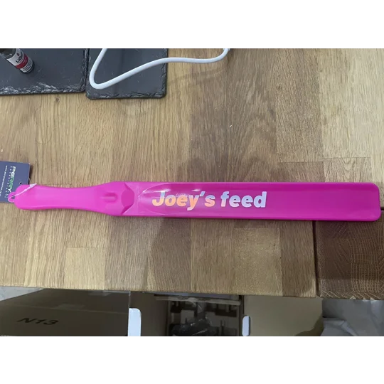 Feed stirrer