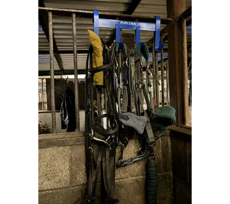 Handy hanger