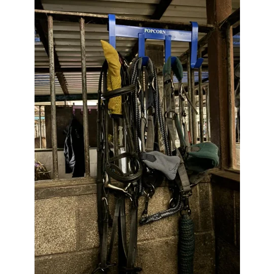 Handy hanger