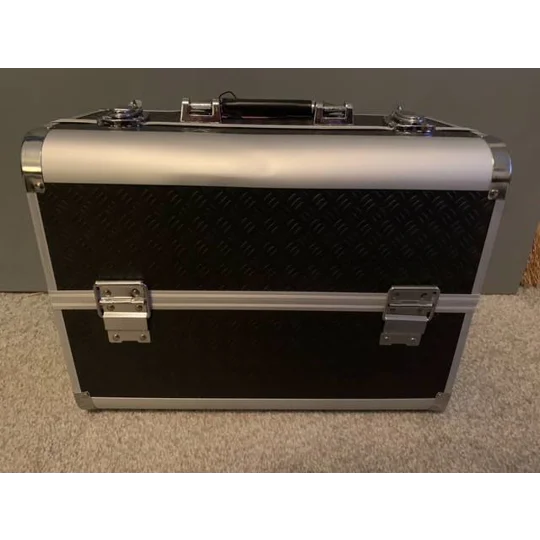 Grooming box black