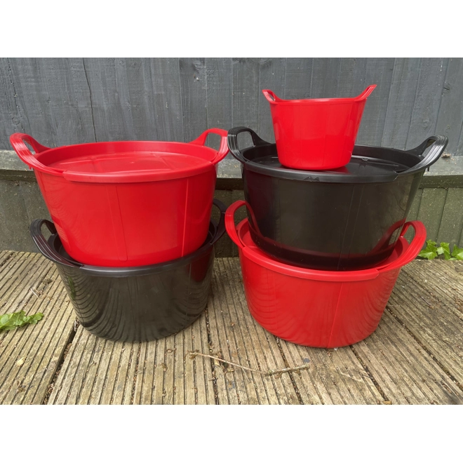 product Image for Feed buckets Red & Black