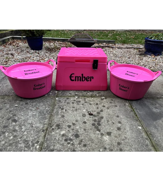 Feed buckets and Box set