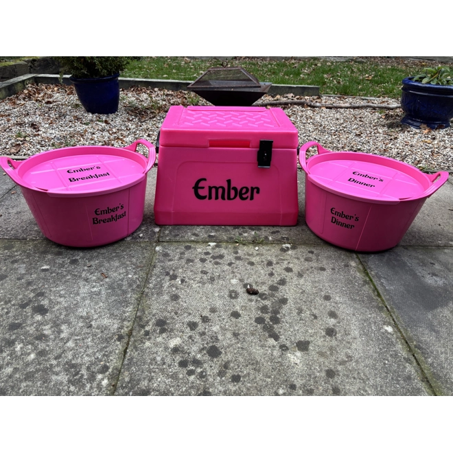 Additional Image for Feed buckets and Box set