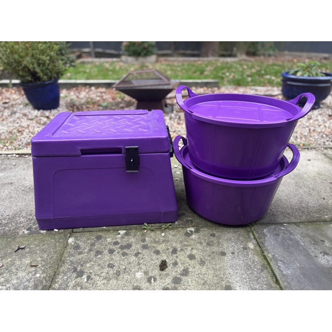 Additional Image for Feed buckets and Box set