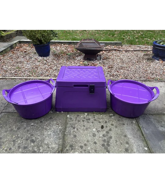Feed buckets and Box set