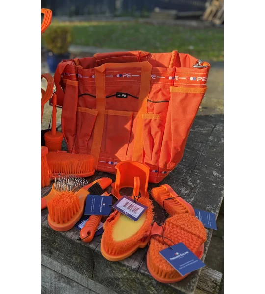 Orange Grooming kit