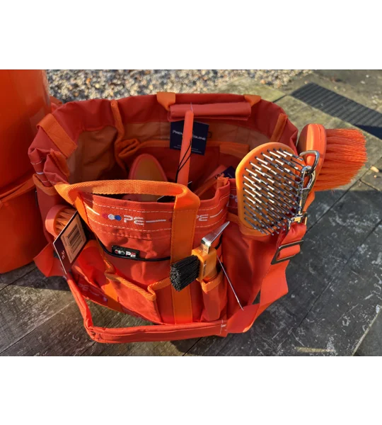 Orange Grooming kit