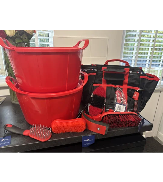 Red buckets & Grooming set