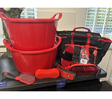 Red buckets & Grooming set