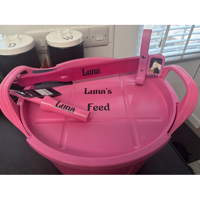 Additional Image for Feed bucket, stirrer & oil brush