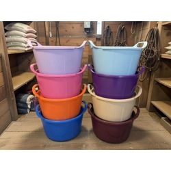 Feed buckets and lids x 8