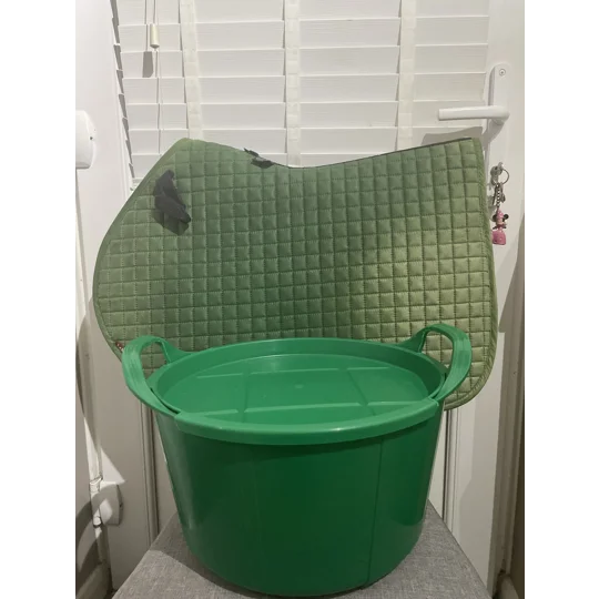Pad & Bucket