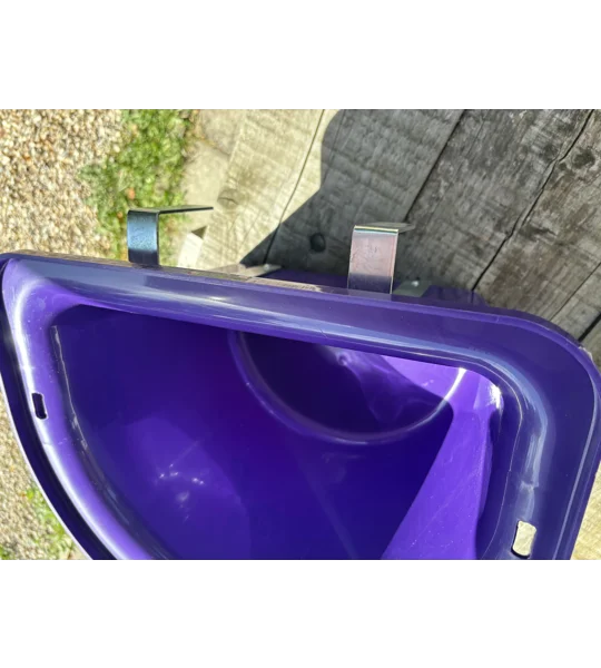 hook over feeder