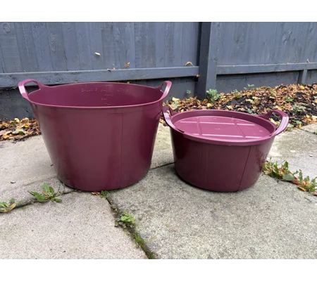1 Feed & 1 Water Bucket