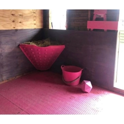 Pink stable mats x 6