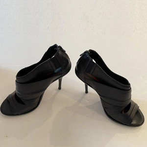 5|48 Saks Fifth Ave PL-DAWN Bootie Sandals - Size 7 / 37