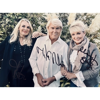 HAND SIGNED GROUP PHOTO