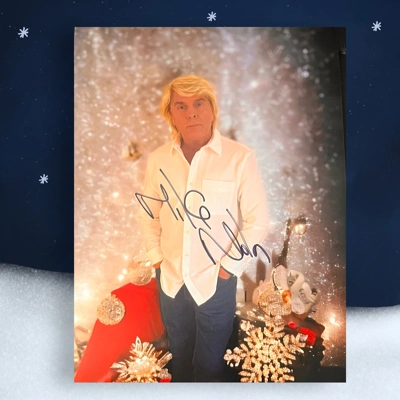 HAND SIGNED MIKE PHOTO CHRISTMAS 2023