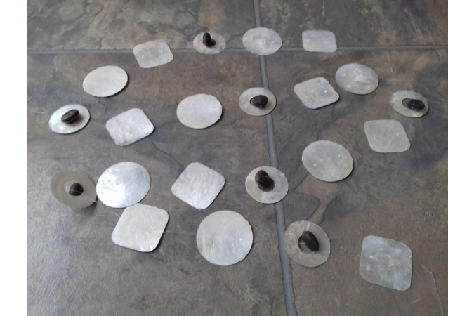 Mother of Pearl Garland Mother of Pearl Garland