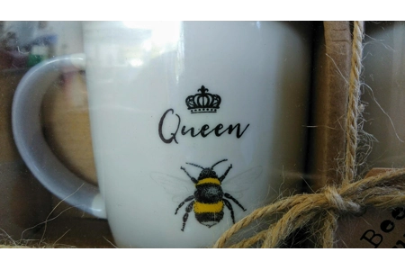 Bee Mugs Bee Mugs