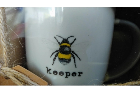 Bee Mugs Bee Mugs