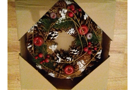 Snowy Christmas Wreath Snowy Christmas Wreath