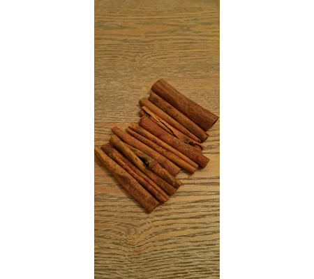 Cinnamon sticks
