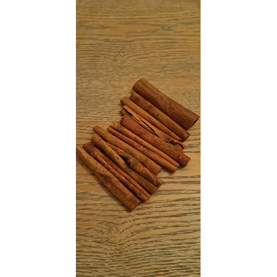 Cinnamon sticks