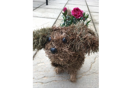 Straw Dog Planter Straw Dog Planter
