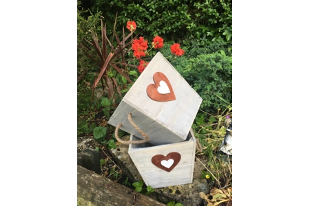 Wooden Planter with Seasonal Plants Wooden Planter with Seasonal Plants