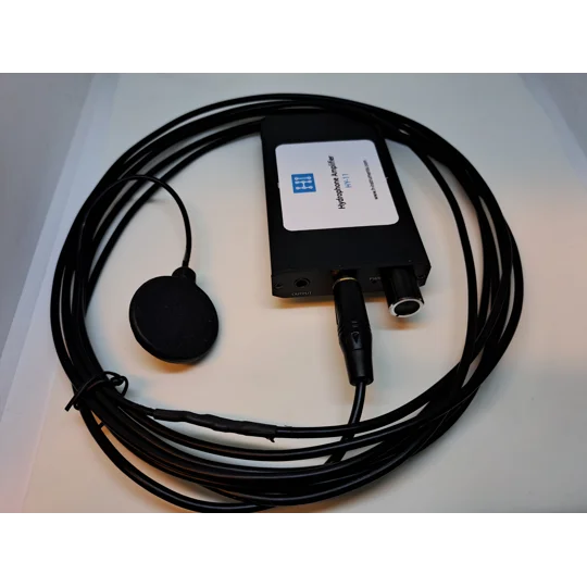 Hydrophone & amplifier for underwater hearing