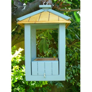 Hanging bird feeder - sage green.