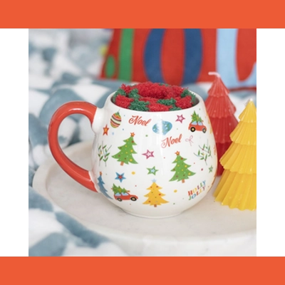 Christmas print socks and round mug