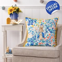 Peter Rabbit™ 100% cotton florelli rich feather filled cus..